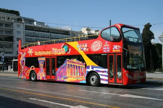 Entdecken Sie Athen, die pulsierende Hauptstadt Griechenlands, auf einer unvergesslichen Bustour.